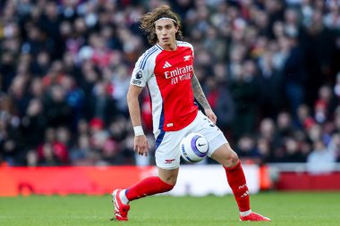 Tân binh Riccardo Calafiori gia nhập Arsenal